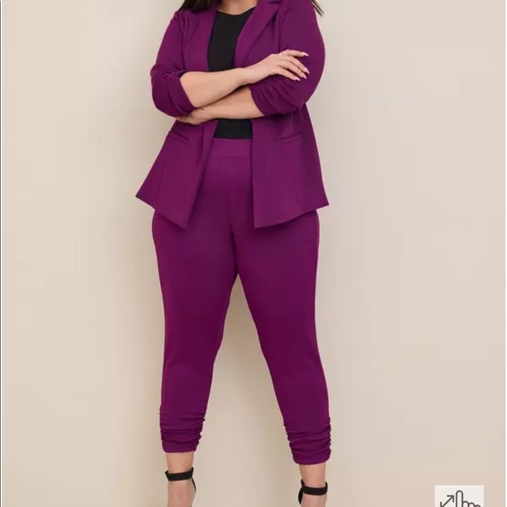 Torrid studio cupro cropped pants. See separate post for matching blazer.